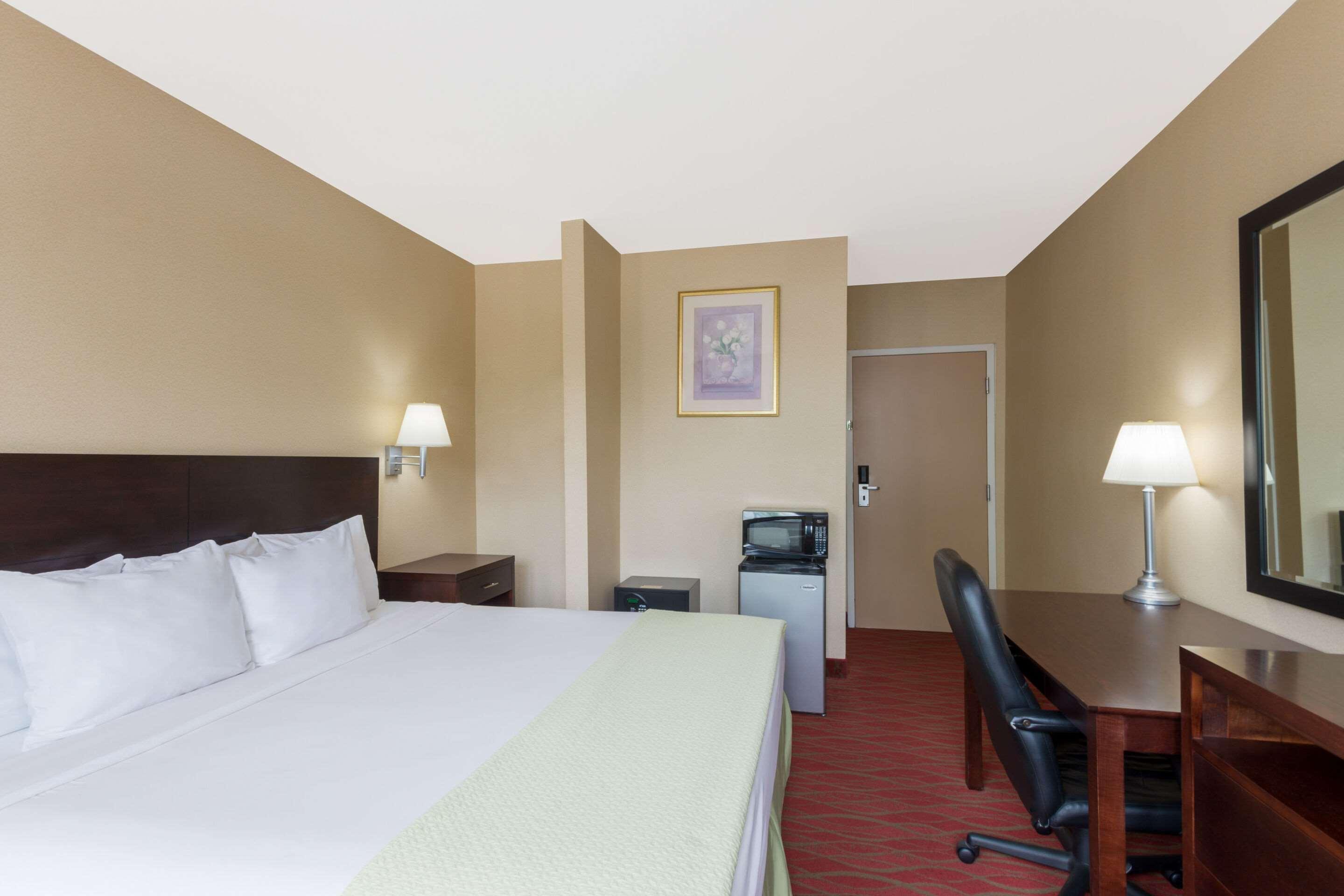 Quality Inn Poughkeepsie Exteriör bild