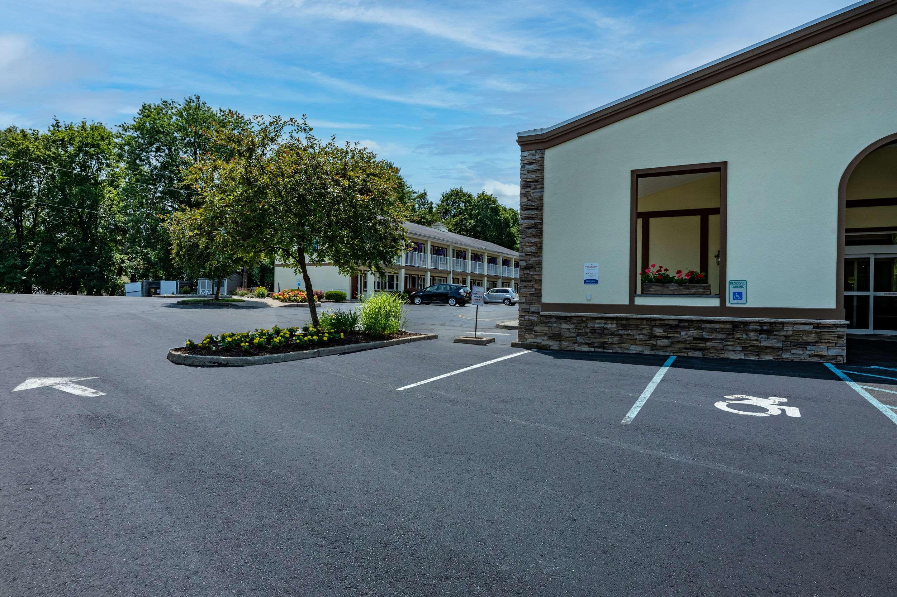 Quality Inn Poughkeepsie Exteriör bild