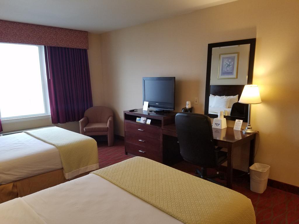 Quality Inn Poughkeepsie Exteriör bild