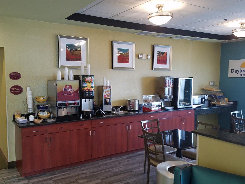 Quality Inn Poughkeepsie Exteriör bild
